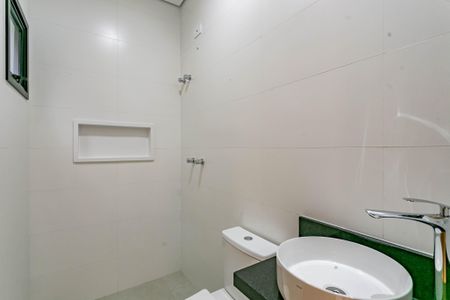 Casa à venda com 148m², 3 quartos e 2 vagasBanheiro Social