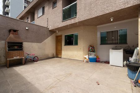 Casa à venda com 68m², 2 quartos e 2 vagasÁrea de Serviço e Garagem