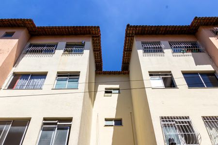 Apartamento para alugar com 49m², 2 quartos e 1 vagaFachada
