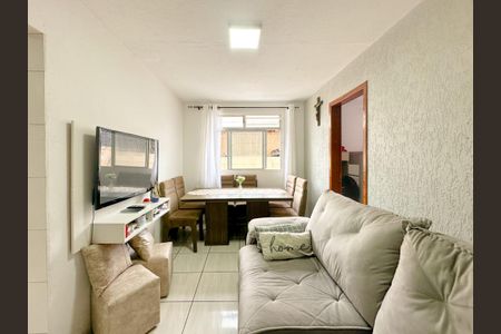 Sala de TV de apartamento para alugar com 2 quartos, 55m² em Praia Comprida, São José