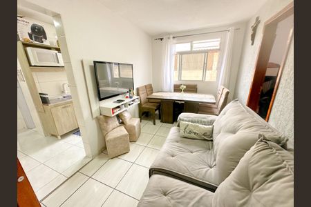 Sala de TV de apartamento para alugar com 2 quartos, 55m² em Praia Comprida, São José