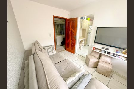 Sala de TV de apartamento para alugar com 2 quartos, 55m² em Praia Comprida, São José