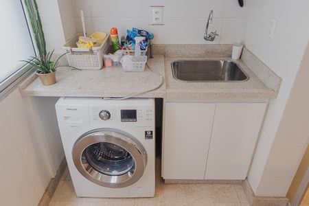 Apartamento à venda com 103m², 1 quarto e 1 vagaÁrea de Serviço