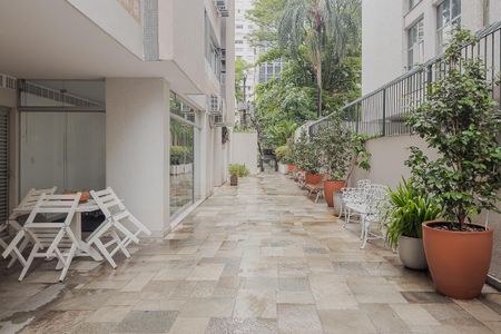 Apartamento à venda com 103m², 1 quarto e 1 vagaÁrea comum