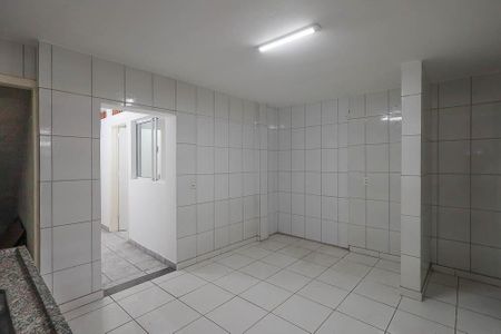 Casa para alugar com 100m², 2 quartos e sem vagaCozinha 