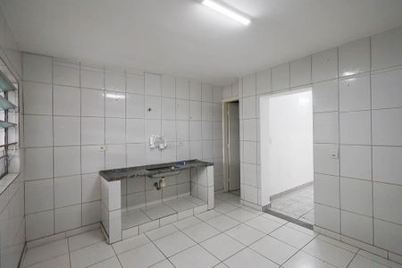 Casa para alugar com 100m², 2 quartos e sem vagaCozinha 