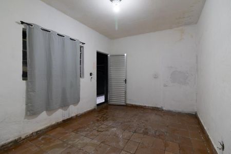 Quarto de casa para alugar com 1 quarto, 15m² em Jardim Santa Maria, São Paulo