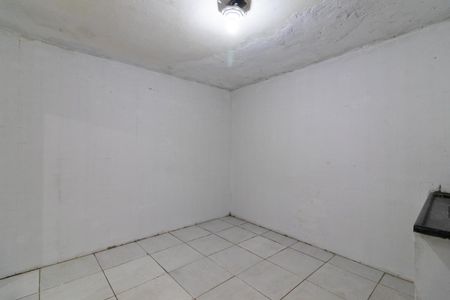 Cozinha de casa para alugar com 1 quarto, 15m² em Jardim Santa Maria, São Paulo