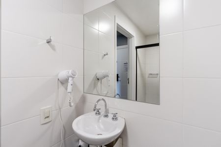 Studio para alugar com 26m², 1 quarto e sem vaga Studio para alugar com 26m², 1 quarto e sem vagaBanheiro