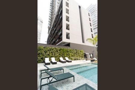 Studio para alugar com 26m², 1 quarto e sem vaga Studio para alugar com 26m², 1 quarto e sem vagaPiscina