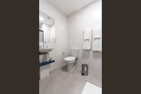 Studio para alugar com 26m², 1 quarto e sem vaga Studio para alugar com 26m², 1 quarto e sem vagaBanheiro