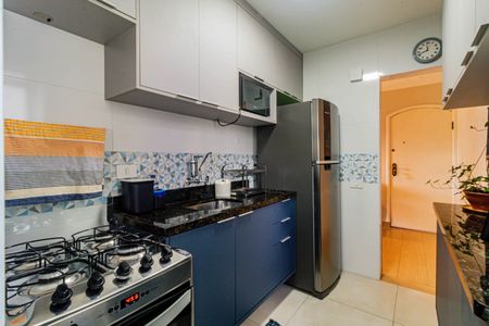 Apartamento à venda com 57m², 2 quartos e 1 vaga Apartamento à venda com 57m², 2 quartos e 1 vagaCozinha