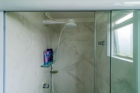 Apartamento à venda com 57m², 2 quartos e 1 vaga Apartamento à venda com 57m², 2 quartos e 1 vagaBanheiro