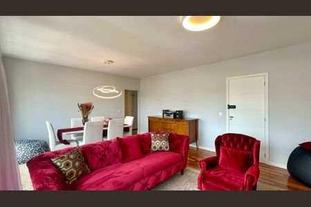 Sala de TV de apartamento à venda com 3 quartos, 166m² em Cerqueira César, São Paulo