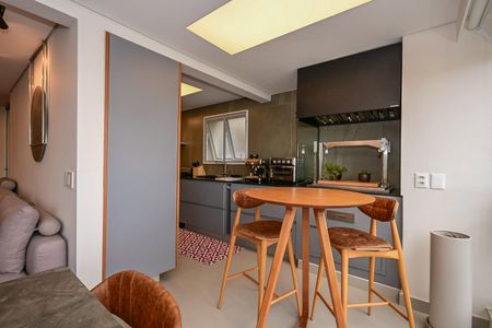 Apartamento à venda com 128m², 2 quartos e 4 vagasVaranda