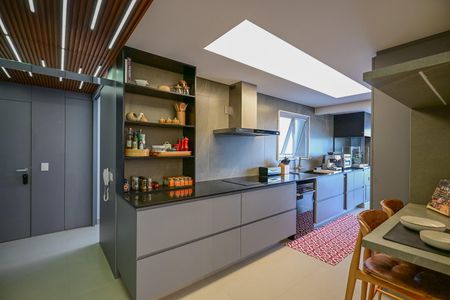 Apartamento à venda com 128m², 2 quartos e 4 vagasCozinha