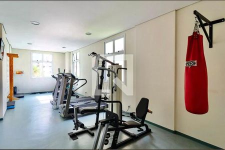 Apartamento para alugar com 98m², 2 quartos e 2 vagasÁrea comum - Academia