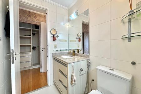 Apartamento para alugar com 98m², 2 quartos e 2 vagasBanheiro da Suíte