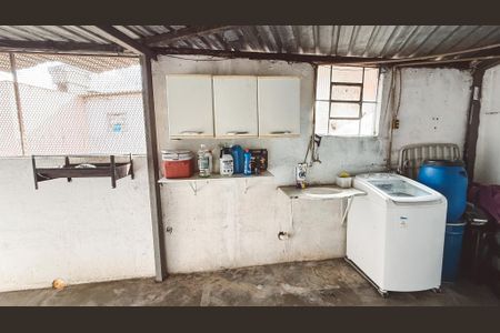 Casa à venda com 180m², 5 quartos e 1 vagaÁrea de Serviço 3