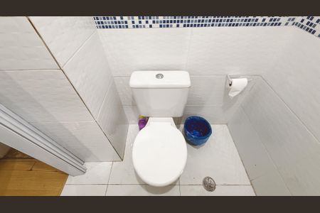 Casa à venda com 180m², 5 quartos e 1 vagaBanheiro 1