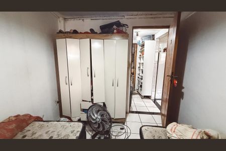 Casa à venda com 180m², 5 quartos e 1 vagaQuarto 4