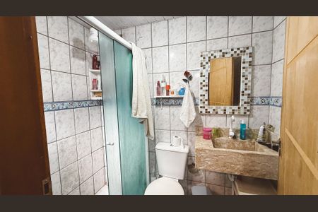 Casa à venda com 180m², 5 quartos e 1 vagaBanheiro 4