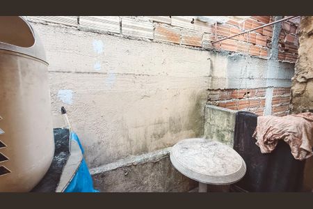 Casa à venda com 180m², 5 quartos e 1 vagaÁrea de Serviço 2