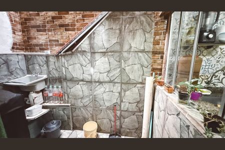 Casa à venda com 180m², 5 quartos e 1 vagaÁrea de Serviço