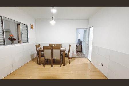 Casa à venda com 180m², 5 quartos e 1 vagaSala de Jantar