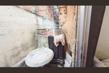 Casa à venda com 180m², 5 quartos e 1 vagaÁrea de Serviço 2