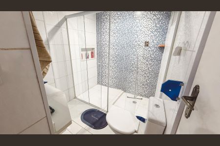 Casa à venda com 180m², 5 quartos e 1 vagaBanheiro 2