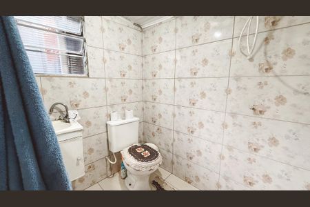 Casa à venda com 180m², 5 quartos e 1 vagaBanheiro 3