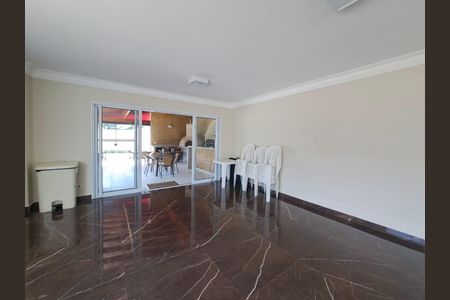 Apartamento para alugar com 118m², 3 quartos e 3 vagasÁrea comum