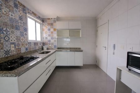 Apartamento para alugar com 118m², 3 quartos e 3 vagasCozinha