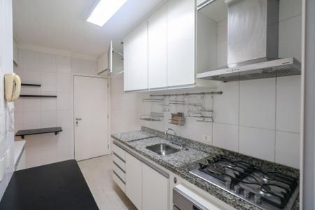 Apartamento para alugar com 128m², 3 quartos e 3 vagas Apartamento para alugar com 128m², 3 quartos e 3 vagasCozinha