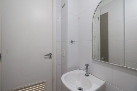 Apartamento para alugar com 128m², 3 quartos e 3 vagas Apartamento para alugar com 128m², 3 quartos e 3 vagasBanheiro de Serviço