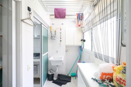 Apartamento para alugar com 128m², 3 quartos e 3 vagas Apartamento para alugar com 128m², 3 quartos e 3 vagasÁrea de Serviço