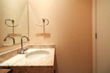 Apartamento para alugar com 128m², 3 quartos e 3 vagas Apartamento para alugar com 128m², 3 quartos e 3 vagasLavabo