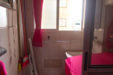 Apartamento para alugar com 62m², 3 quartos e 1 vagaÁrea de Serviço