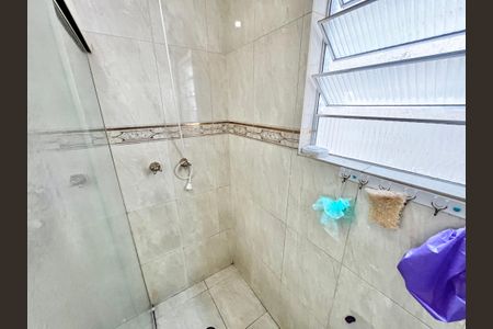 Casa à venda com 280m², 5 quartos e 2 vagasBanheiro 2