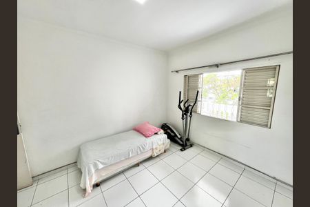 Casa à venda com 280m², 5 quartos e 2 vagasQuarto 3