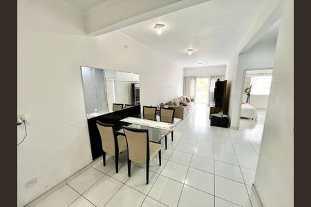 Casa à venda com 280m², 5 quartos e 2 vagasSala 2