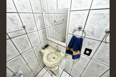 Casa à venda com 280m², 5 quartos e 2 vagasBanheiro de serviço