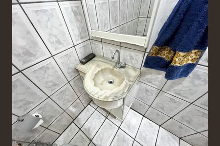 Casa à venda com 280m², 5 quartos e 2 vagasBanheiro de serviço