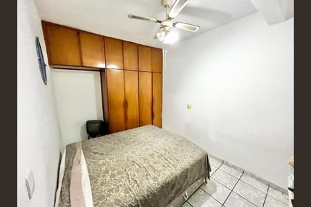 Quarto 2 de casa à venda com 5 quartos, 280m² em Jardim São Paulo, São Paulo