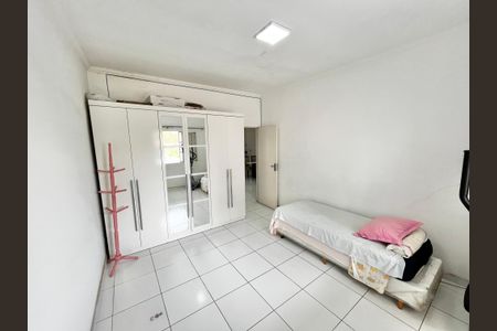 Casa à venda com 280m², 5 quartos e 2 vagasQuarto 3