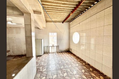 Casa à venda com 280m², 5 quartos e 2 vagasTerraço