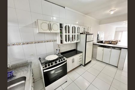 Casa à venda com 280m², 5 quartos e 2 vagasCozinha 2