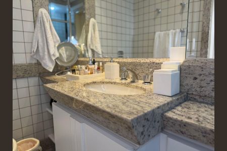 Apartamento à venda com 3 quartos, 95m² em Savassi, Belo Horizonte