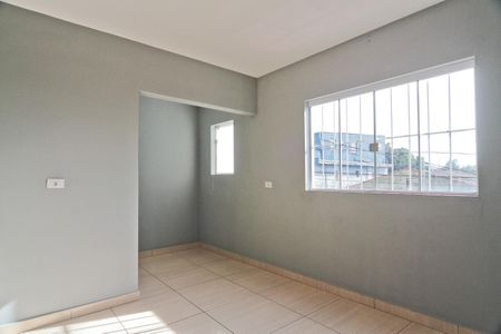 Sala de casa para alugar com 2 quartos, 60m² em Jaraguá, São Paulo